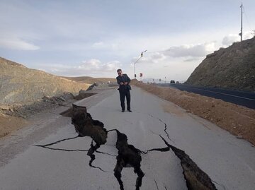 تسریع در تکمیل باندجدید محور فرخشهر به کیار ضروری است