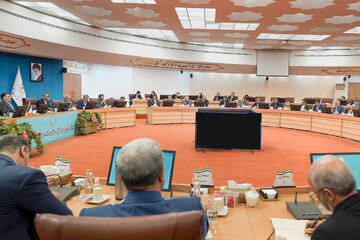 تصاویر یک دورهمی سیاسی به میزبانی معاون پزشکیان