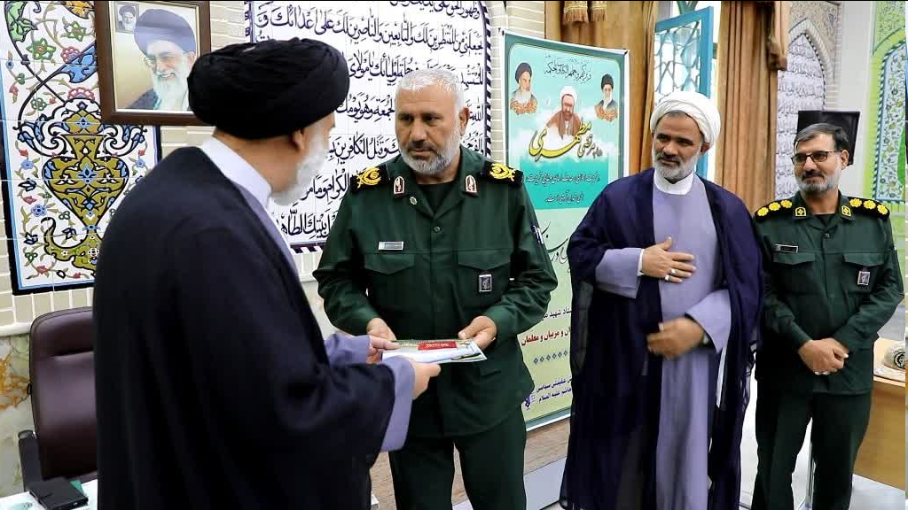 تقویت معنویت در نیروهای مسلح کاری بسیار مقدس و عظیم است