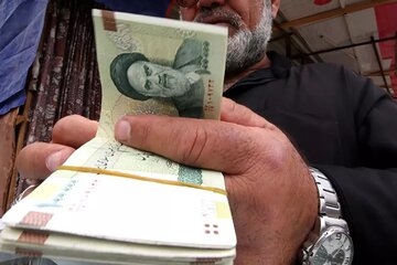 تکلیف متناسب‌سازی حقوق در سال ۱۴۰۴ روشن شد/ افزایش حداقل حقوق بازنشستگان چقدر است؟