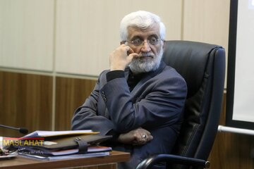 تیپ متفاوت جلیلی در جلسه بررسی CFT و پالرمو/ احمدی نژاد هم آمده بود