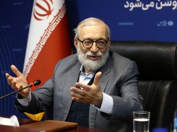 جواد لاریجانی:آمریکاییها ممکن است یک دفعه در اتاق را باز می کنند و بگویند بیایید مستقیم مذاکره کنیم