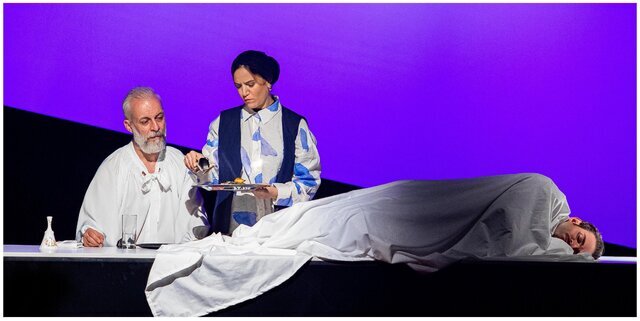 حضور پر رنگ پسیانی‌ها بر صحنه و به سرانجام رساندن کار نیمه تمام «آتیلا»