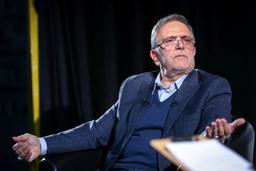 خسارتهای نپذیرفتن FATF از نگاه رئیس پیشین بانک مرکزی/ سیف: ۲۵ درصد هزینه اضافه به تجارت خارجی تحمیل میشود