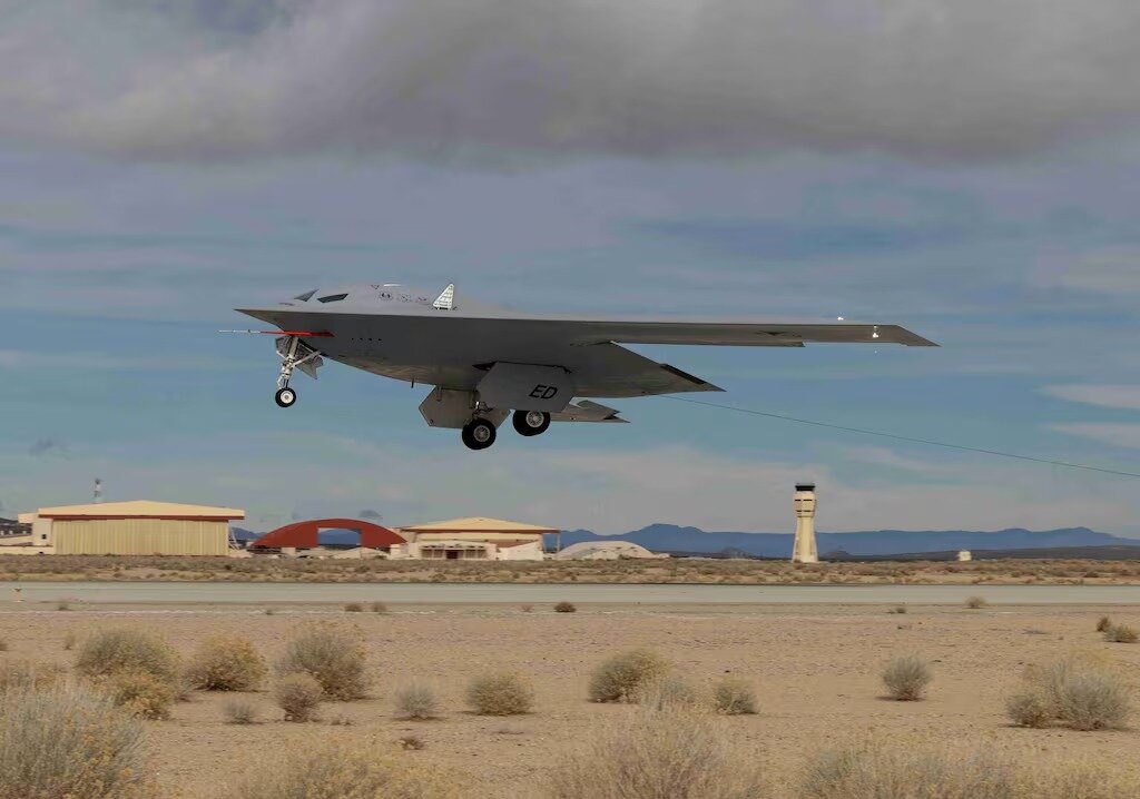 بمبافکن استراتژیک B-۲۱ ریدر با مشکلی مواجه شد