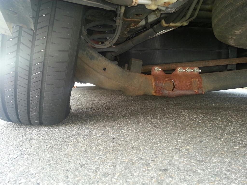 دلیل خرابی اکسل عقب خودرو و راهکارها و هزینههای تعمیر