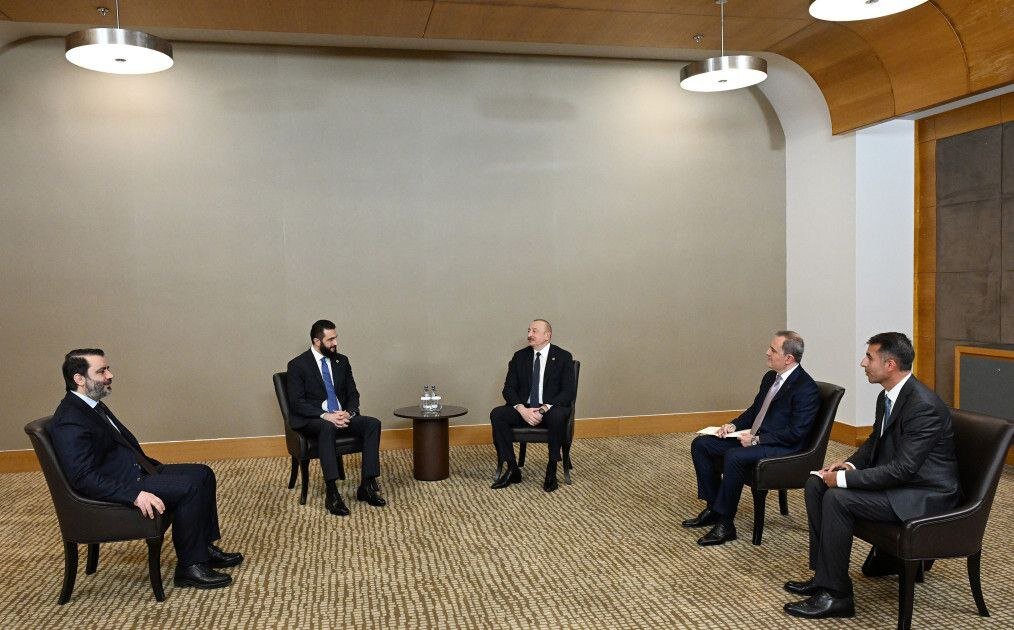 دیدار علی اف و جولانی در ترکیه/عکس