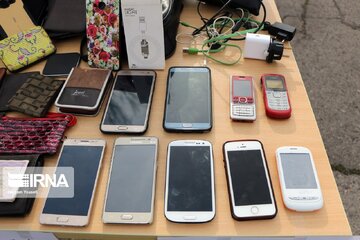 ردپای گوشی‌های دزدی تهران در بازار کابل