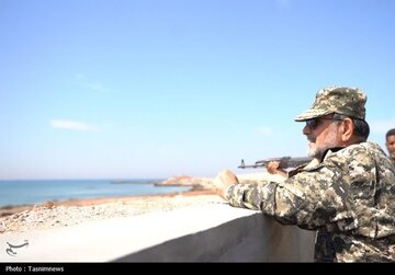 روایت سردار تنگسیری از جنگ دریایی با آمریکاییها/ شناورهای مورد نیاز در زمان جنگ از کجا تامین شدند؟/ امروز آمریکا توان تعرض به نفتکشهای ما را ندارد