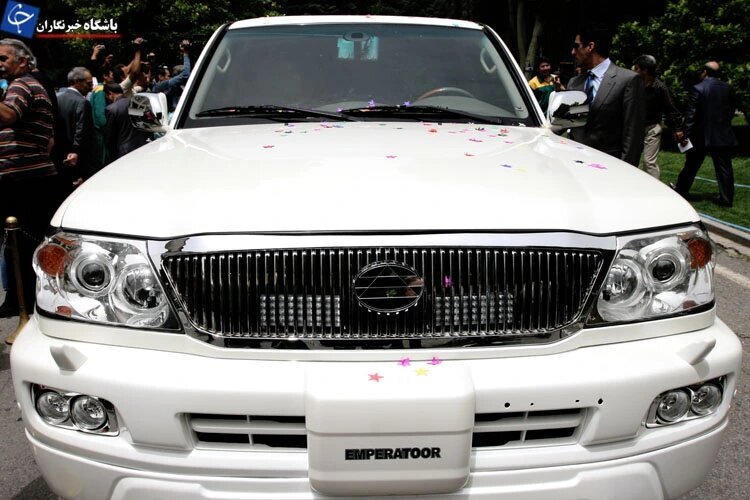 رونمایی از لندکروزر لیموزین در ایران! /عکس