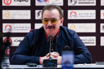 زنوزی: به هیچ ستارهای اجازه جدایی نمیدهیم/از خانواده بازیکنان عذرخواهی میکنم!