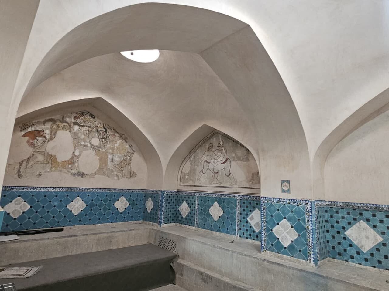 زیبایی حمام «شاهزاده‌ها» در بازار تاریخی «نصف‌جهان» به روایت «تصویر»