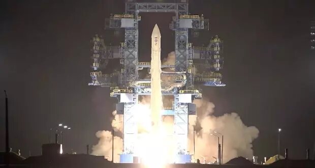 سلاح عجیب و سری روسیه به مدار زمین رسید