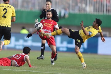سپاهان با ۳ غایب قطعی مقابل پرسپولیس