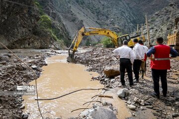 سیلاب ۲ محور روستایی در حاشیه جاده کندوان را بست