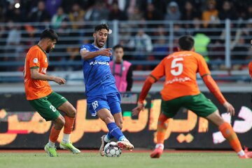 شایعات عجیب از رفسنجان؛ تماس با مربی ناکام برای استعفا