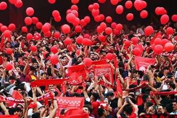 شرط با تماشاگر شدن بازی قهرمانی تراکتور