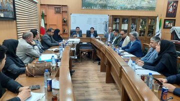 شهرداری آبادان در راستای تحقق شعار سال رهبر معظم انقلاب آمادگی کامل برای جذب سرمایهگذار را دارد / از سرمایه گذاران داخلی و خارجی استقبال می کنیم