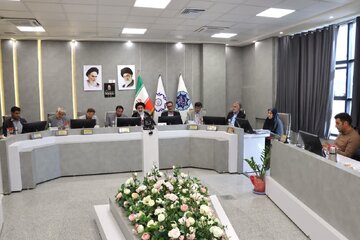 شهرکردباید به شهری با مظاهر دینی، مذهبی، فرهنگی، معرفتی و اقتصادی تبدیل شود