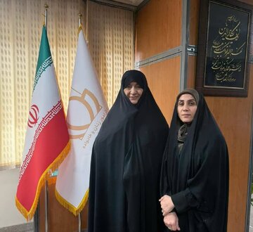 طرحهای کارآفرینی و مسائل بانوان استان سمنان در دیدار با مشاور وزیر کشور بررسی شد