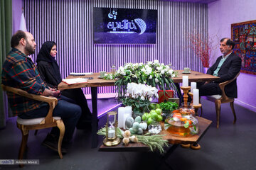 طعنه سنگین باهنر به تندروها:می گویند حاضریم با آمریکا مذاکره کنیم ولی اگر دولت رقیب باشد نمیگذاریم/ پزشکیان نمی تواند ظرف سه ماه تورم را حل کند