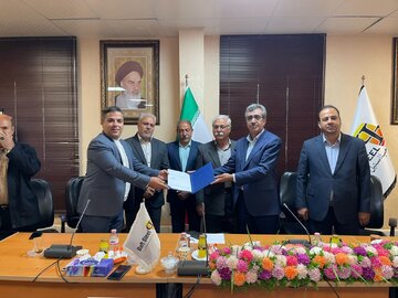 عرفان امیرخسروی مدیرعامل باشگاه فرهنگی ورزشی فولاد بافت شد