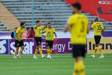 عکس|واقعی شدن کارتون فوتبالیستها در بازی پرسپولیس – سپاهان!