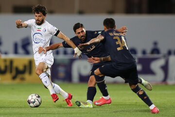 فرار استقلال از شکست در سیرجان؛ رضاییان باز هم منجی آبیها شد