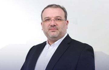 فرید موسوی: آیا برگزاری جشنواره کوچه باید به فرمان ویژه رئیسجمهور وابسته باشد؟