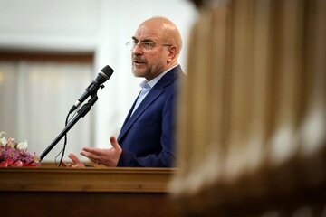 قالیباف به استان کرمان می آید