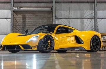 قویترین خودروی بنزینی تاریخ از راه رسید /عکس