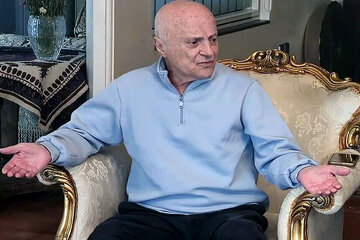 مبارزه رئیس اسبق فدراسیون فوتبال با سرطان؛ شیمیدرمانی کردم ولی هنوز نمیدانم سرطان دارم یا ندارم