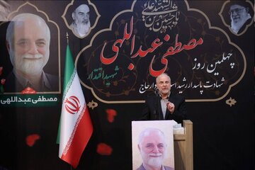 مشکل پول نداشتن نیست، مشکل آنجاست که ۱۰۰ میلیارد دلار در سال در حوزه انرژی هدر می‌دهیم