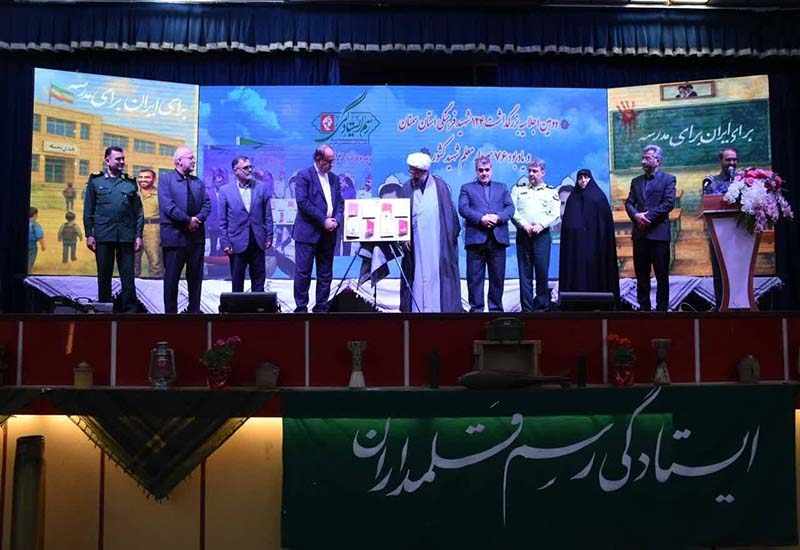 مشکلات اقتصادی موقتی است و با همت مردم و مسئولان روزهای بهتری در پیش خواهد بود