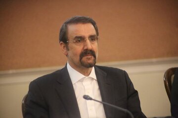 معاون سیاسی رئیس‌جمهور: مذاکره‌کنندگان هسته‌ای نماینده کل نظام هستند/ رویکرد اصلی دیپلمات‌ها چیست؟