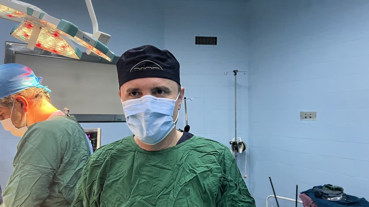 نخستین دستگاه پیشرفته تشخیص بافت سرطانی حین عمل در بیمارستان بعثت سنندج