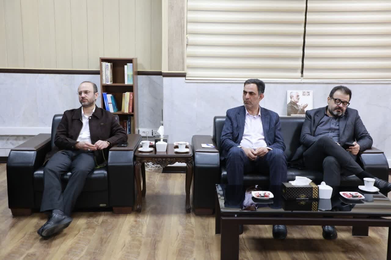 نشست مدیرعامل چادرملو با سرپرست فرمانداری ویژهٔ اردکان