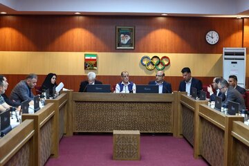 نشست مسئولین کمیته ملی المپیک و وزارت ورزش با 4 فدراسیون/ امیدواری انجمن های رزمی، وزنه برداری، کبدی و تنیس روی میز