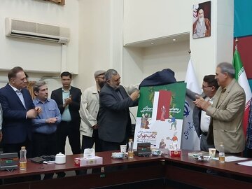 نمایشگاه کتاب همزاد جمهوری اسلامی است