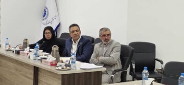 هشتمین جلسه کمیسیون تخصصی صنایع اتاق بازرگانی سمنان با محوریت تحقق شعار سال ۱۴۰۴ برگزار شد