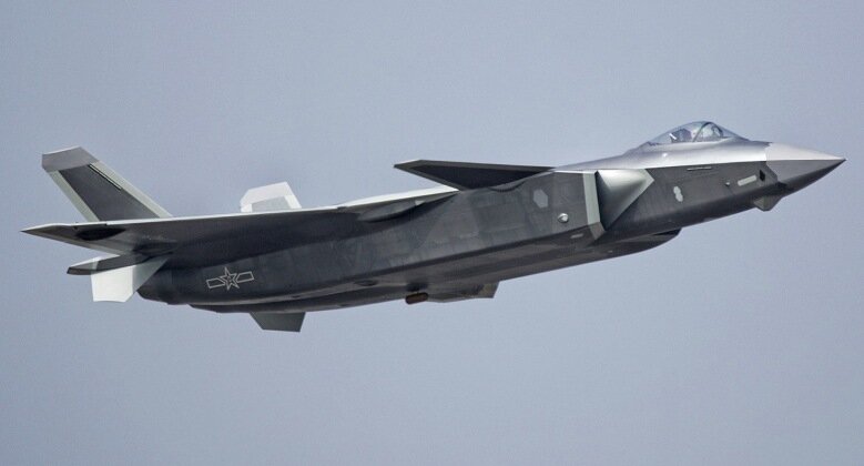 هیولای چینی آمد: J-۲۰ آمریکا را جا گذاشت!