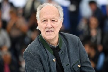 ورنر هرتسوگ با شیر طلای ونیز تجلیل میشود