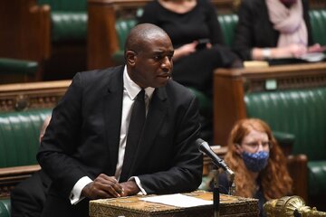 وزیرخارجه انگلیس راهی مسقط شد