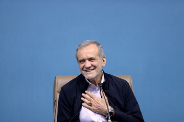 پزشکیان: با همه دنیا مذاکره میکنیم و با کسی دعوا نداریم/ آمریکا ثابت کند که به دنبال مذاکره است