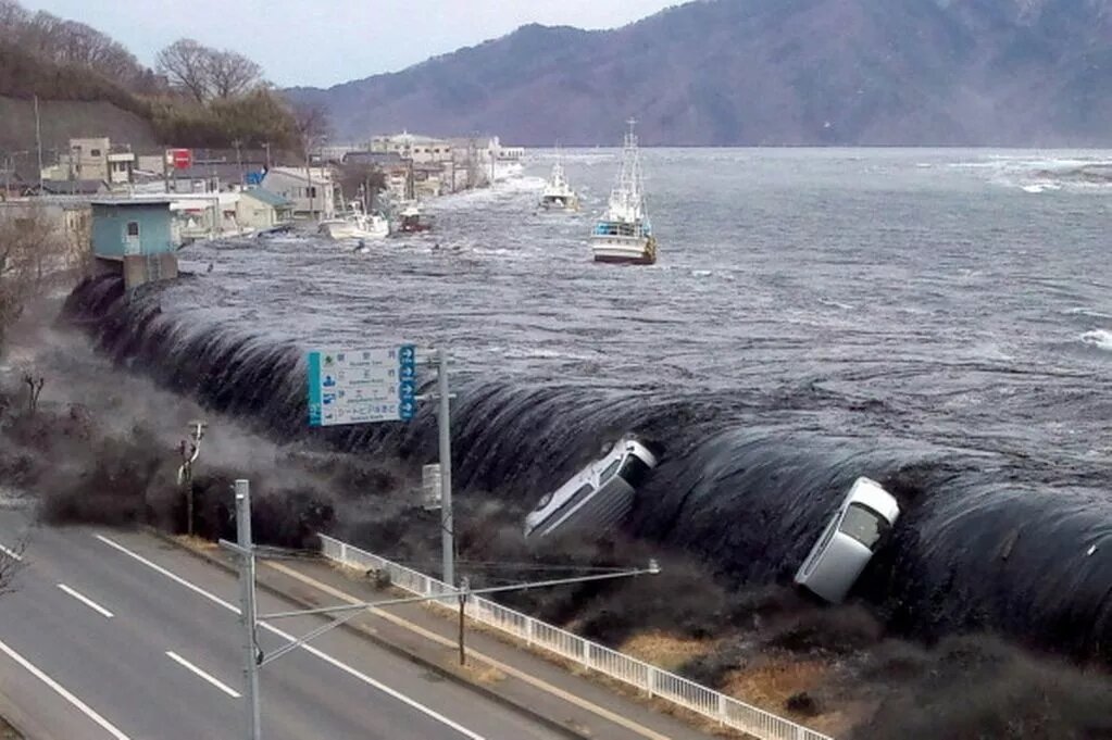 پیشگویی ترسناک پیرزن ژاپنی برای تابستان/ سونامی بزرگ در راه است!