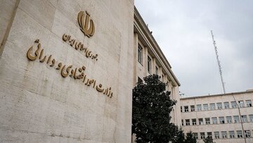 چهکسی وزیر اقتصاد میشود؟/ ۶ گزینه نهایی روی میز پزشکیان