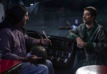 کمپر ارسطو «پایتخت» چگونه تهیه شد؟/ سیروس مقدم یک راز را فاش کرد