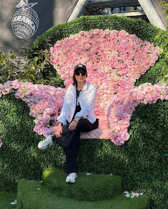 یادگاریهای لیلا بلوکات از سفرِ دور اروپا/ عکس