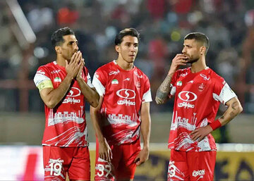 ۱۲ بازیکن در خطر کنار گذاشتن از پرسپولیس