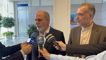 احمدیان پس از ورود به مسکو: باید از فرصتهایی که جلوی پای ملتها باز شده، استفاده کرد